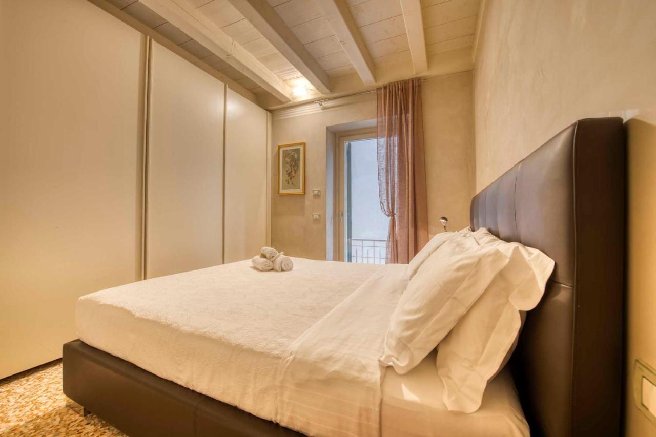 Apartmentsarena - Mercatorum - Piazza Erbe Apartamento