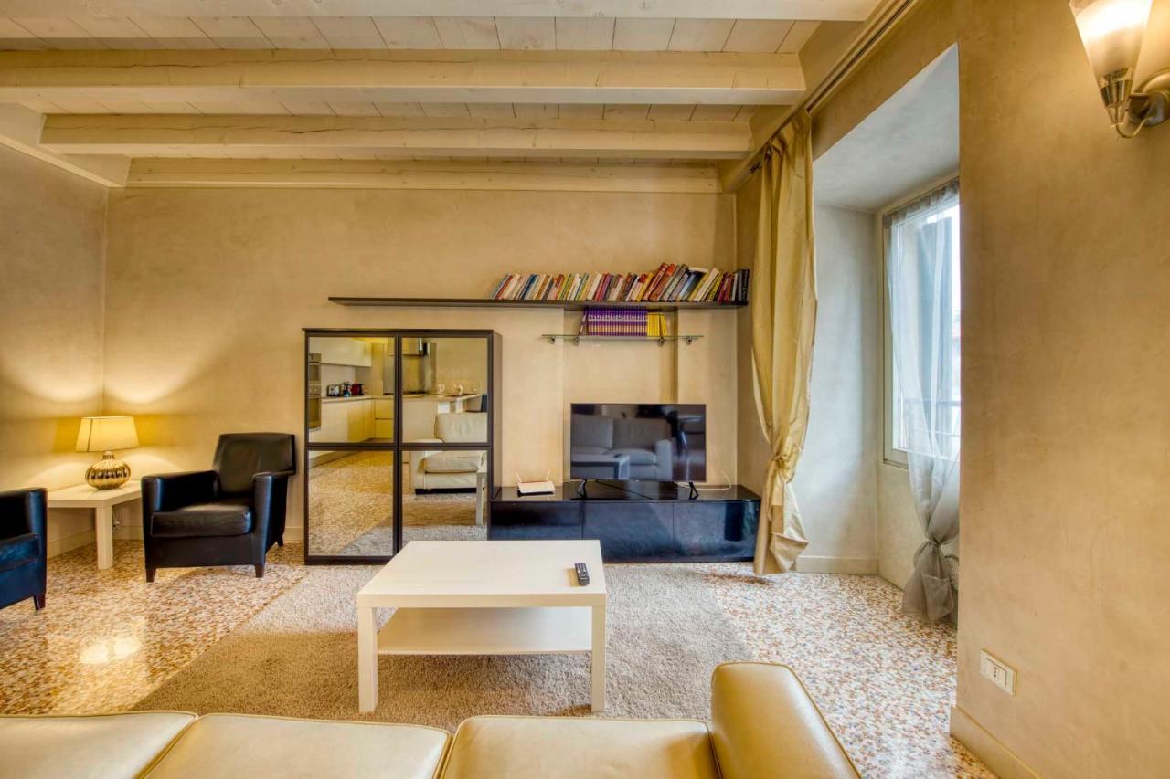 Apartmentsarena - Mercatorum - Piazza Erbe Apartamento Verona