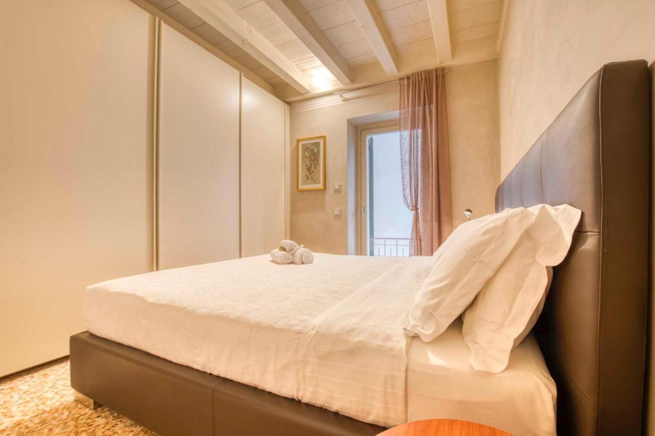 Apartmentsarena - Mercatorum - Piazza Erbe * Verona